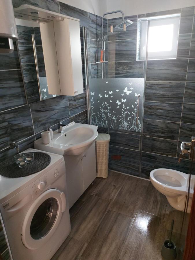 Apartman Stefan Appartement Karlobag Buitenkant foto